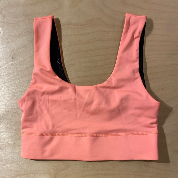 Fabletics Coral Sports Bra Small (MM) - Picture 4 of 10